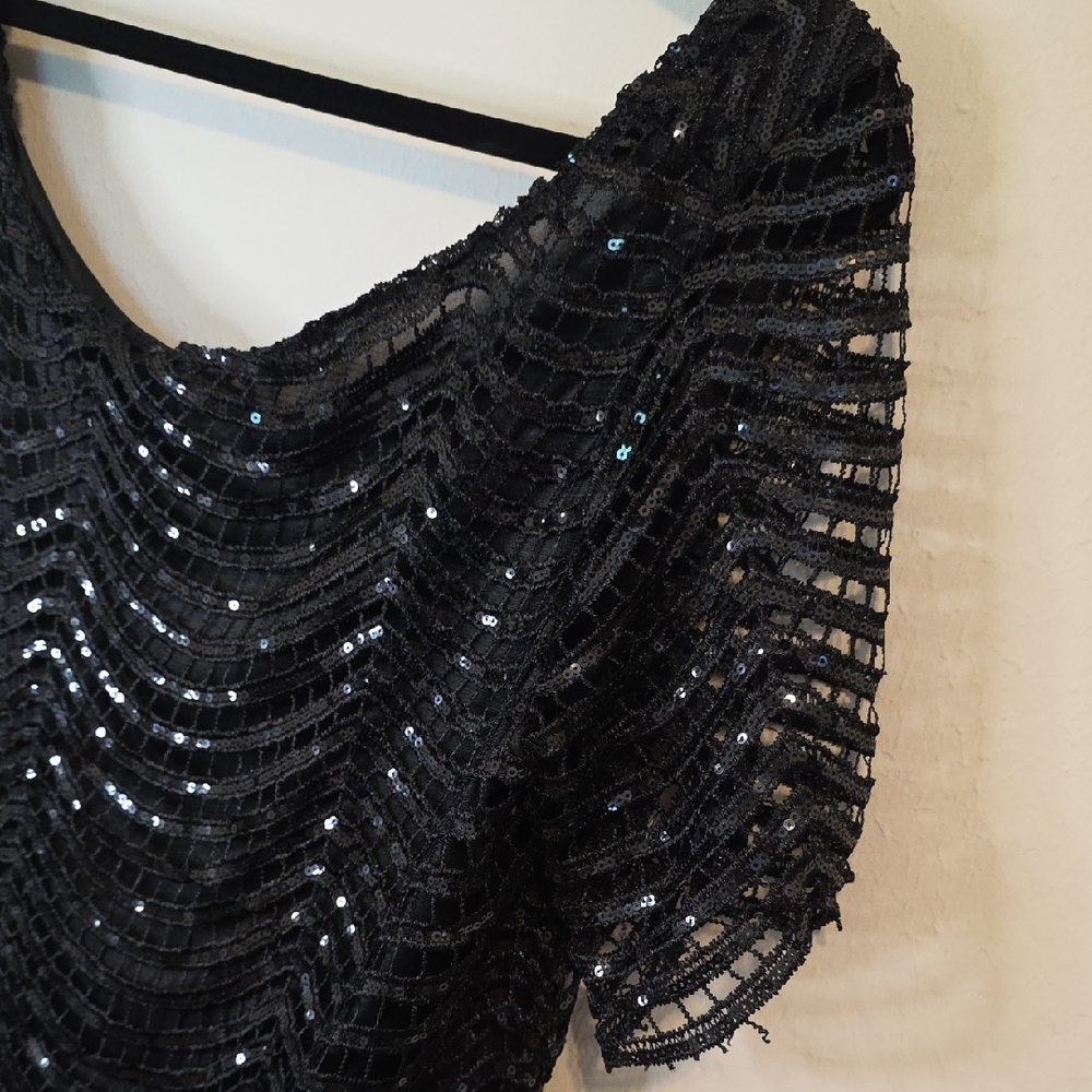 Elegant Black Sequin Women's Dress. - Picture 4 of 6